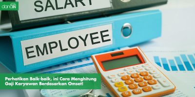 danain-cara menghitung gaji karyawan berdasarkan omset-gambar seseorang sedang menentukan gaji karyawan