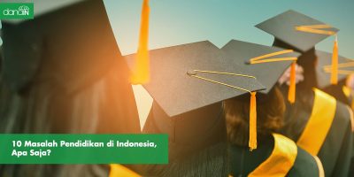 danain-masalah pendidikan di Indonesia-gambar sarjana sedang wisuda